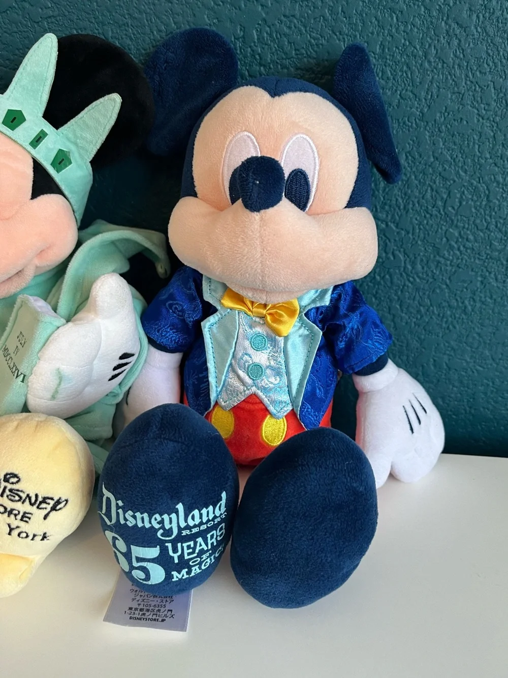 Disney disneyland 65th